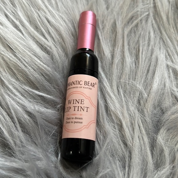 Wine lip tint lipgloss - Picture 3 of 4